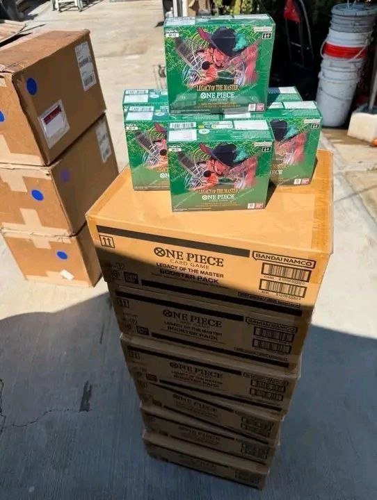 One Piece OP12 - Legacy of the Master - Case 12 Booster Box (ENG)